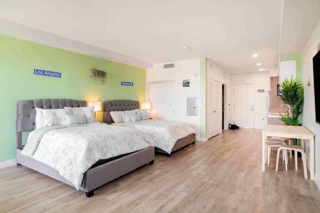 Deluxe W Balcony On Hollywood Walk Of Fame Appartement Los Angeles
