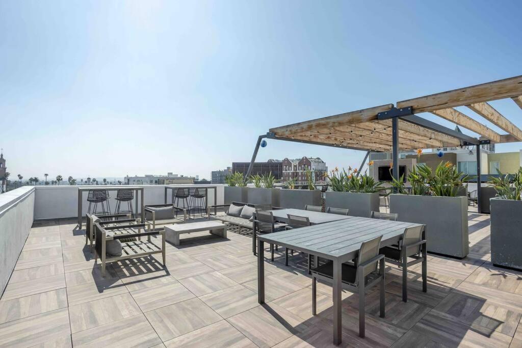 Deluxe W Balcony On Hollywood Walk Of Fame Appartement *